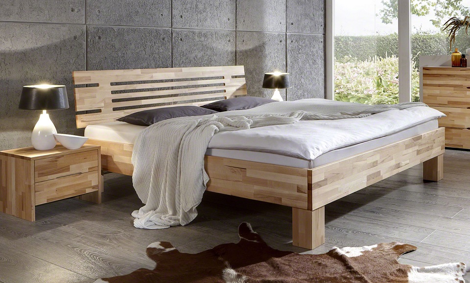 Massivholzbett