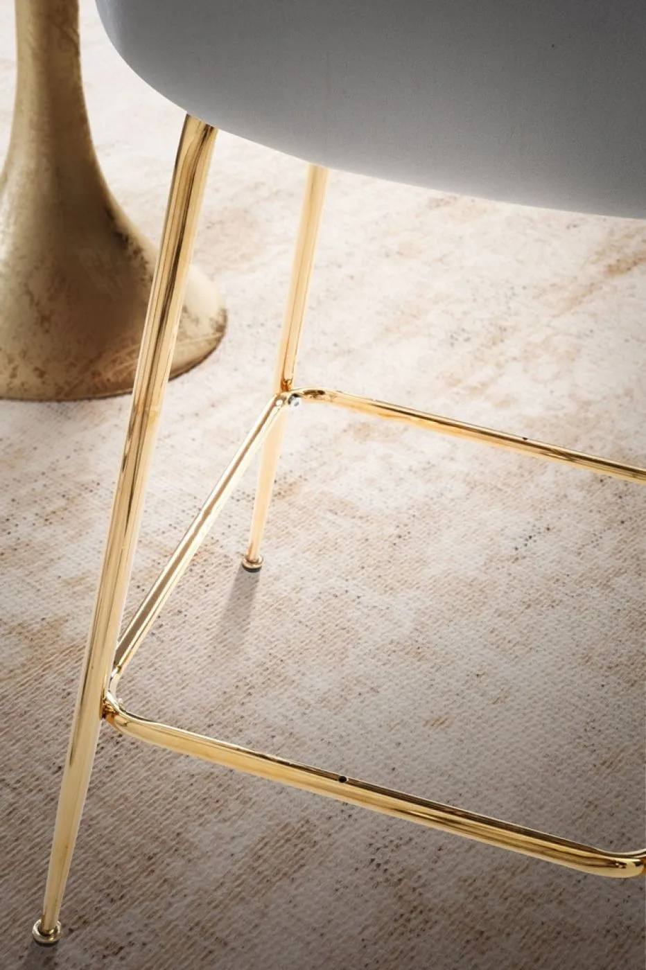 Barhocker 2er Set Diama | mit goldenen Beinen | samt | grau