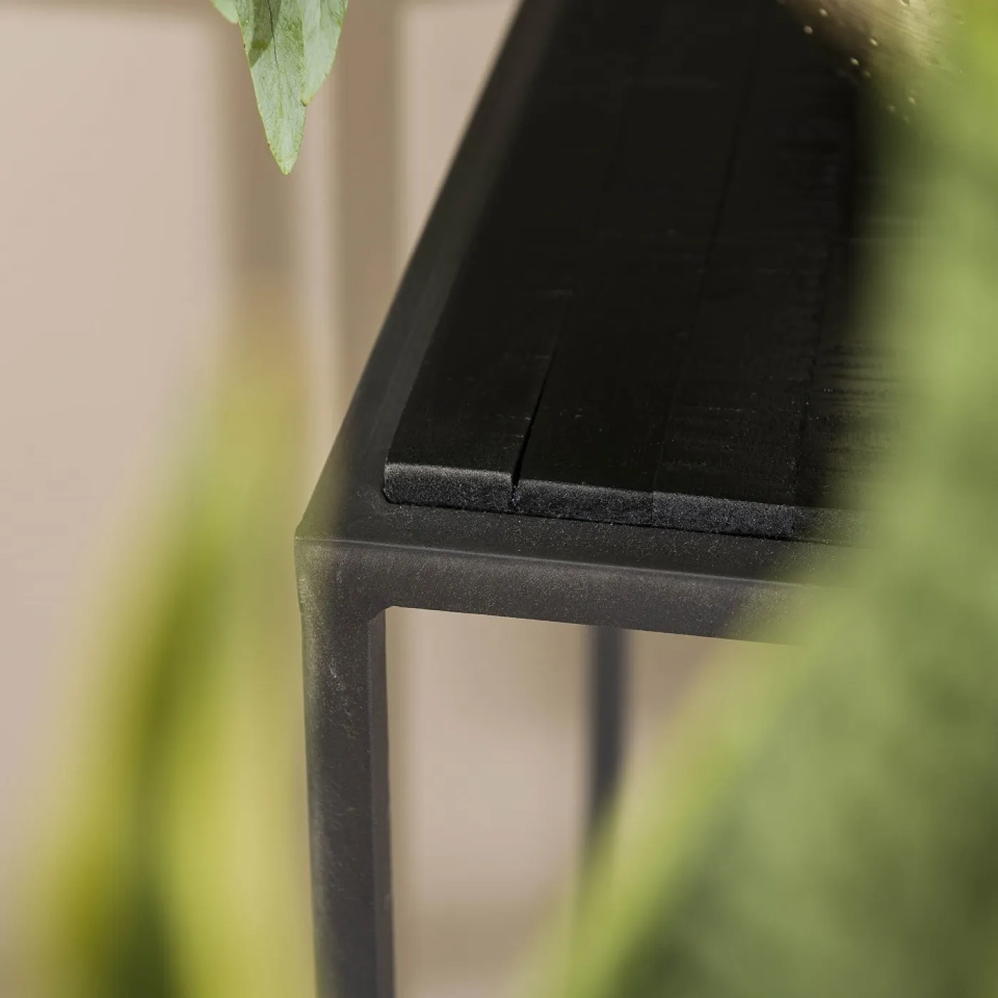 Blumentisch Set Ninaka | 3-teilig | Teakholz | 60/70/80 cm hoch | schwarz