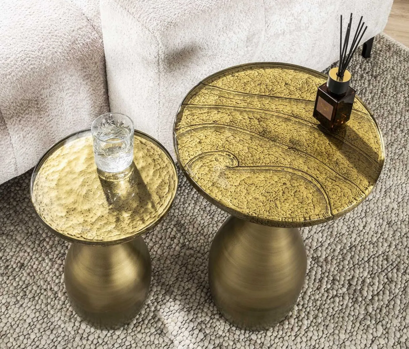 Couchtisch Mira 2 | tropfenförmig | Glas | Antikgold