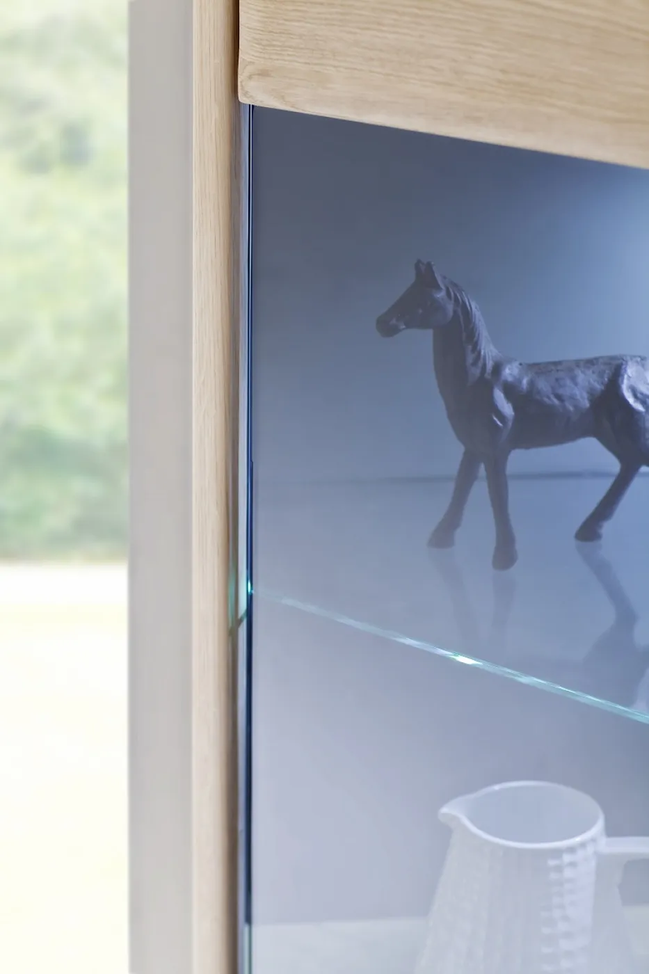 Eckvitrine Tarragona | Eiche Bianco | LED Beleuchtung Komplettset