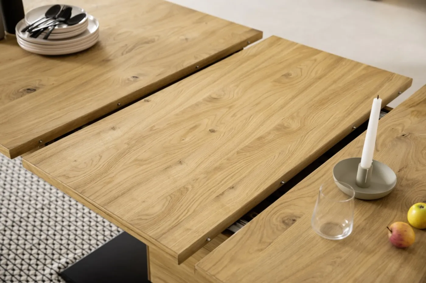 Esstisch Arezzo ausziehbar | Wildeiche / anthrazit | 180 (230) x 100