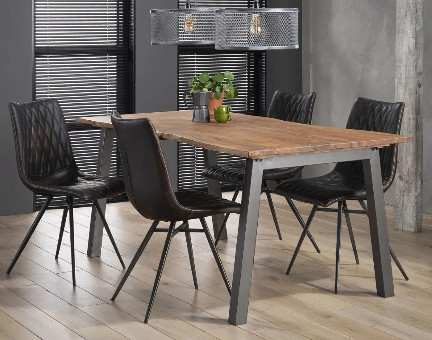 Esstisch Gistola | Akazie massiv | Baumstamm | 180x90