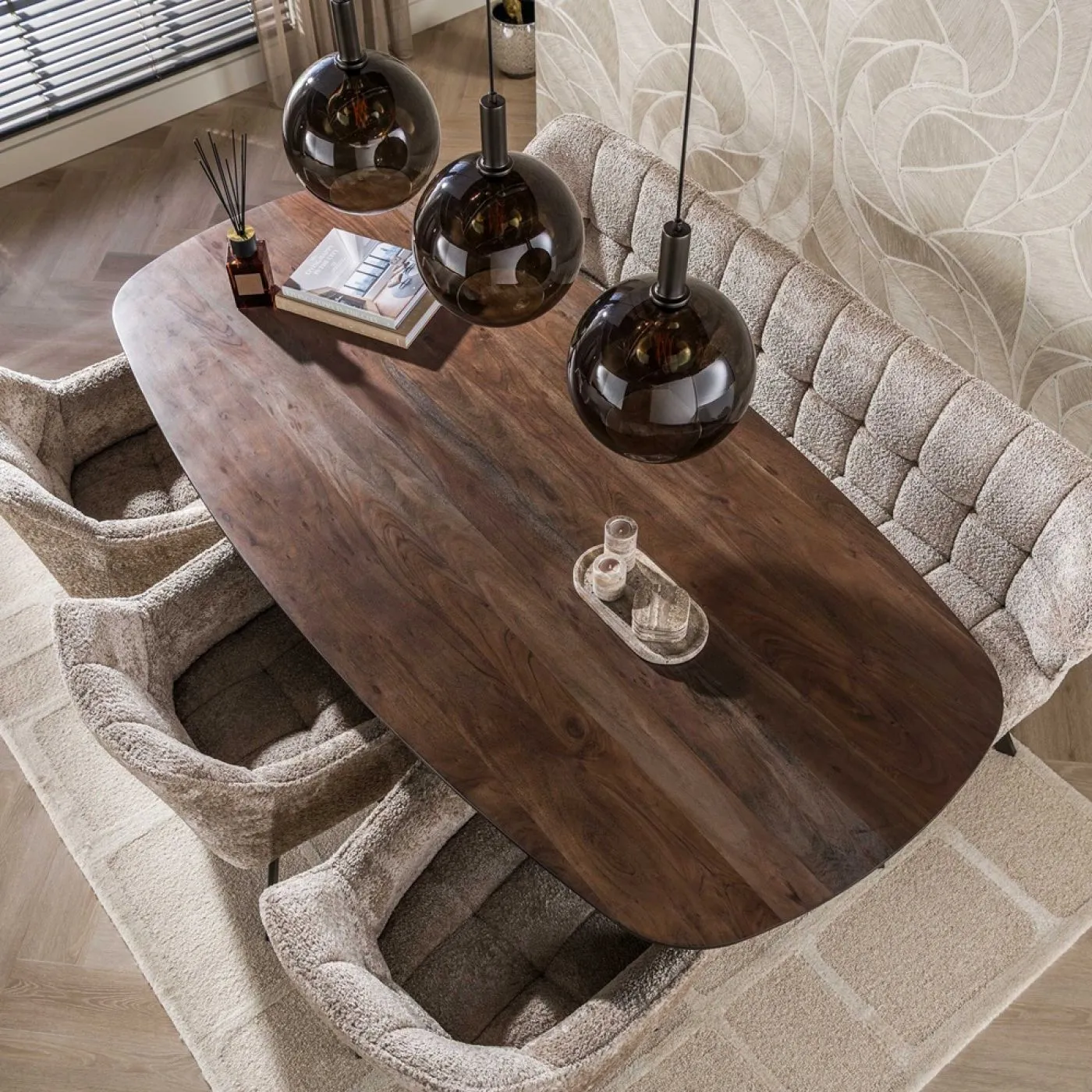 Esstisch Poem | 150/180/215cm | dänisch oval | Akazie massiv | braun | verschiedene Größen