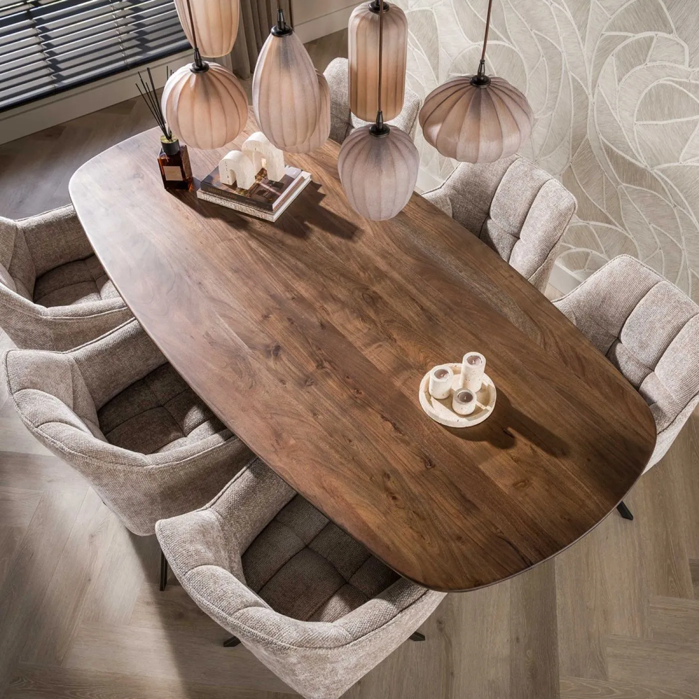 Esszimmertisch Gloria | oval | 180cm | Akazie massiv | braun