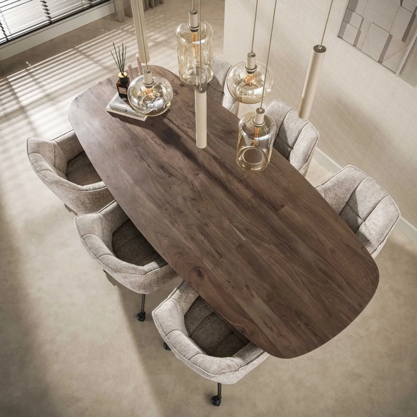 Esszimmertisch Valens | oval | 240 | Akazie massiv | braun