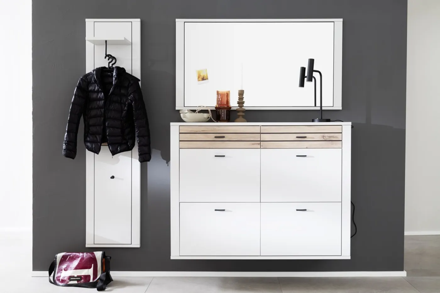 Hänge-Schuhschrank Mantena 1 | Modern White / Viking Oak