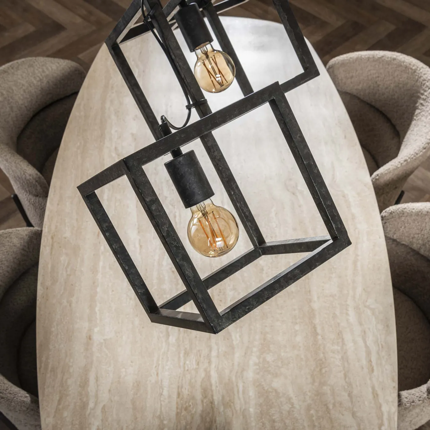 Hängelampe Atom | 4 Leuchten | Metallwürfel | anthrazit