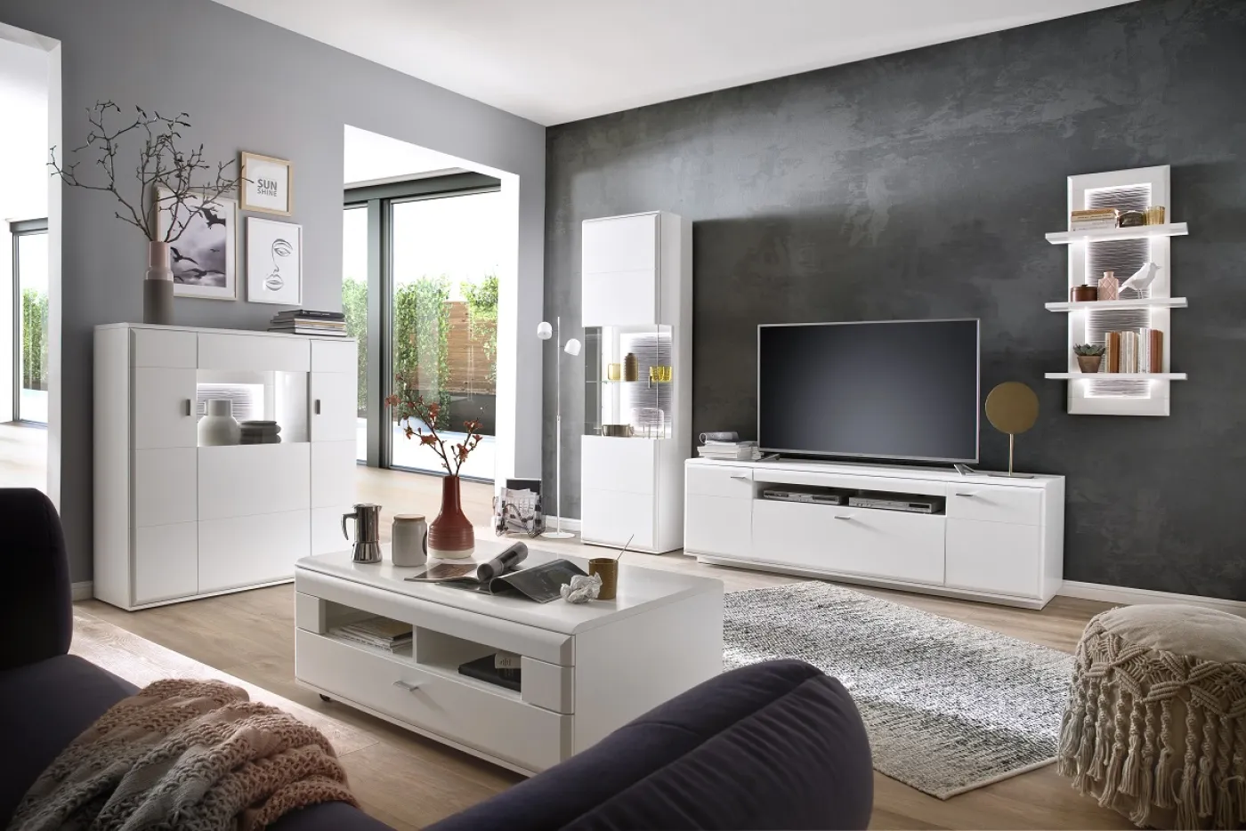 Highboard Amora 2 | weiß matt | mit LED Band. ca. 165 cm