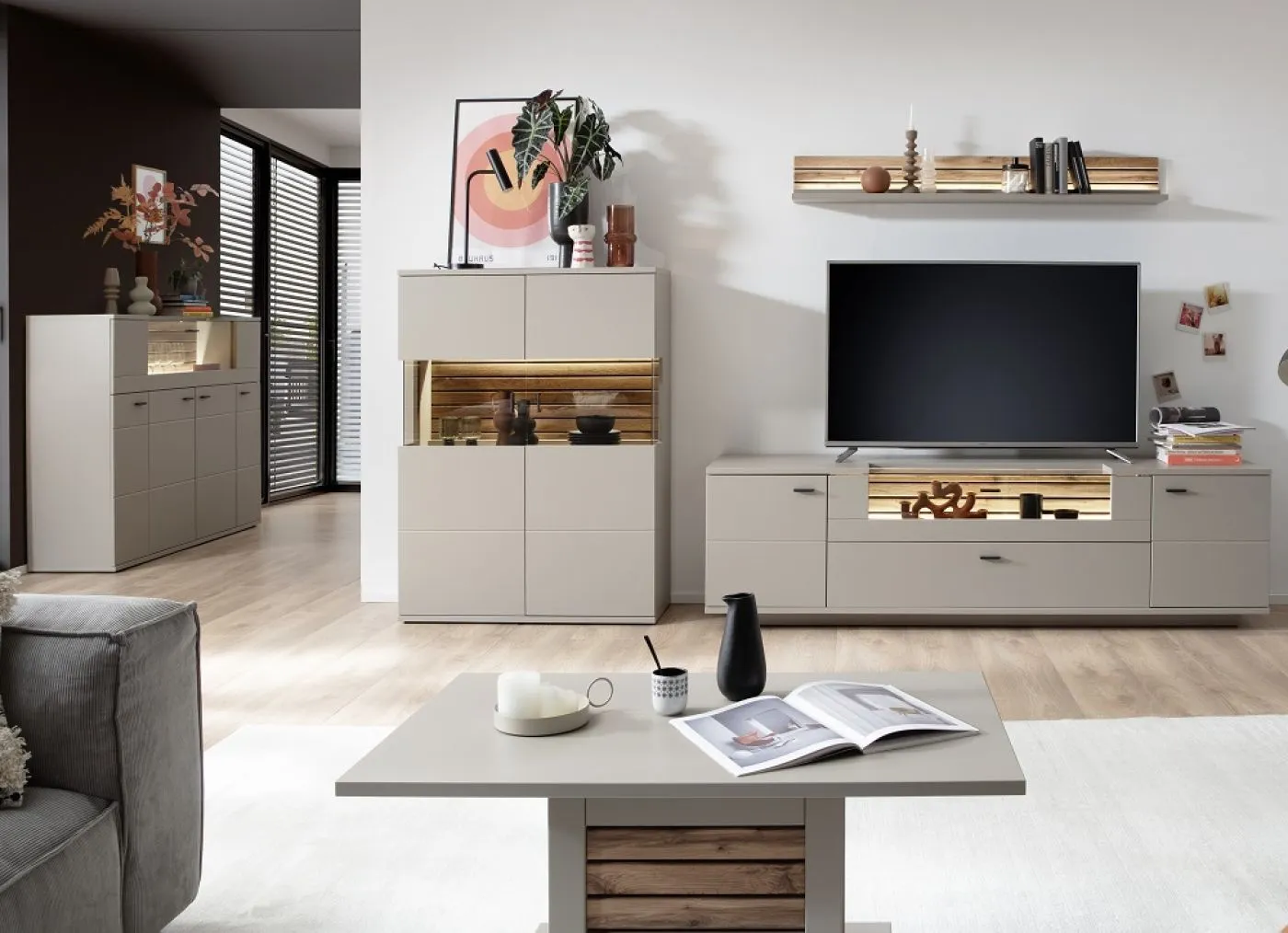 Highboard Lüttich | Basalt / Wotan Eiche | mit Bandbeleuchtung