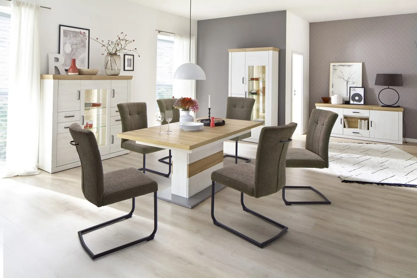 Highboard Madrid | Landhaus | Pinie Aurelio/ Grandson Oak | ohne Beleuchtung