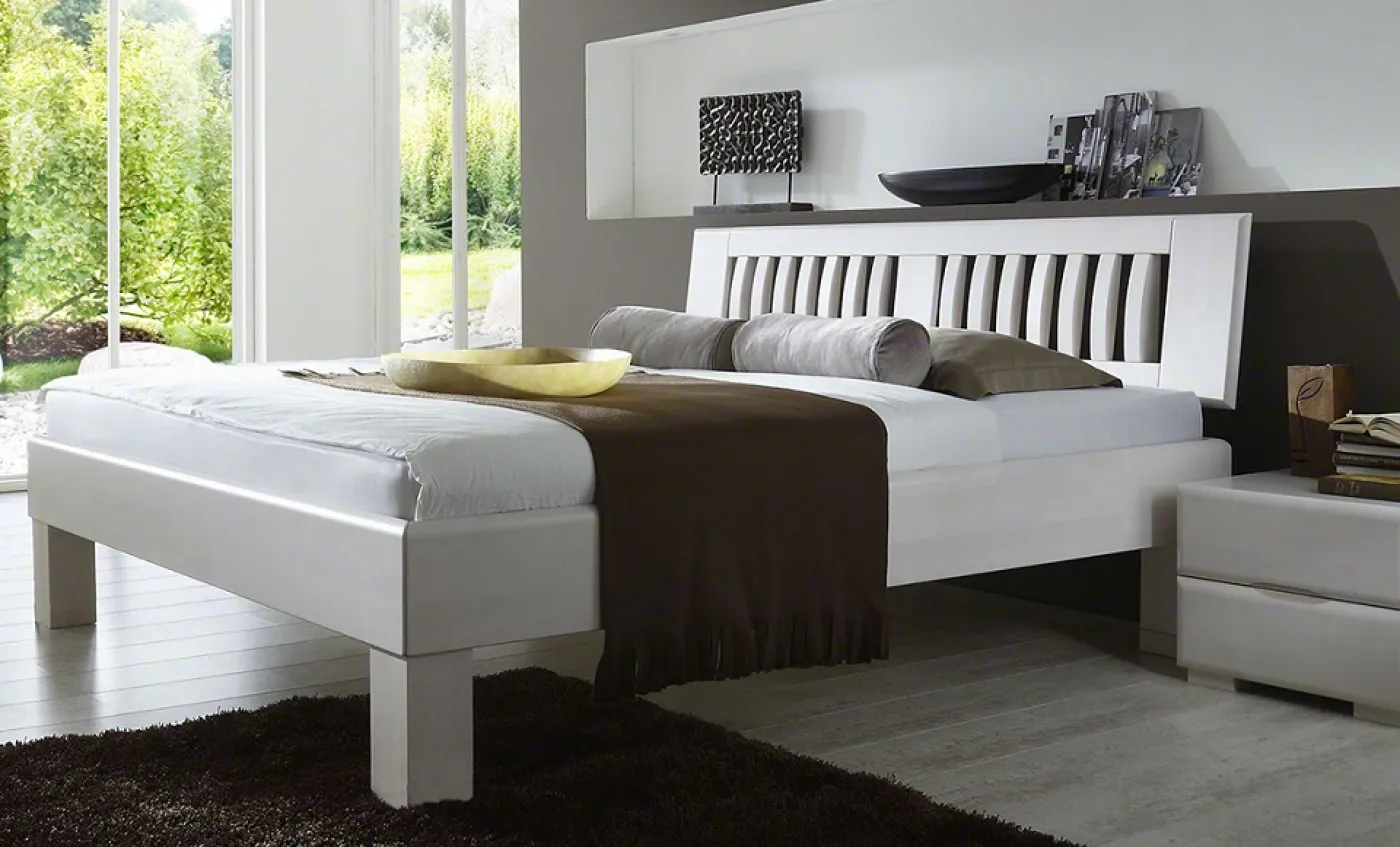 Holzbett massiv Dahlia | Buche weiß lackiert | verschiedene Größen