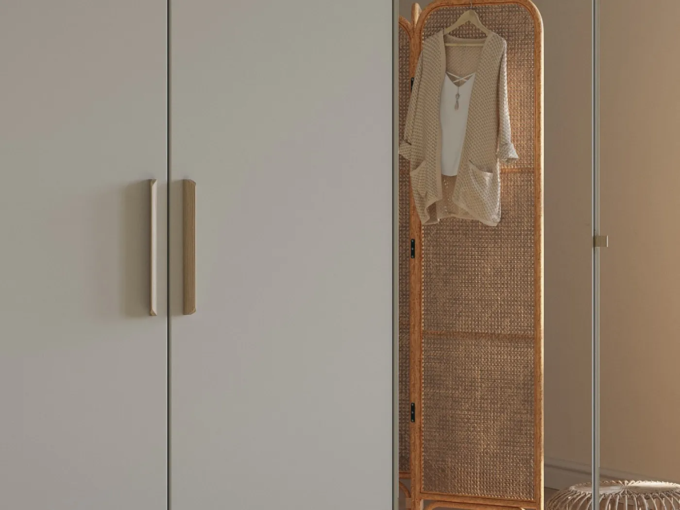 Kleiderschrank Drehtürenschrank Quadra-Spin | 6-türig | mit Spigeltüren | seidengrau | 271x210 | Griff Skandi