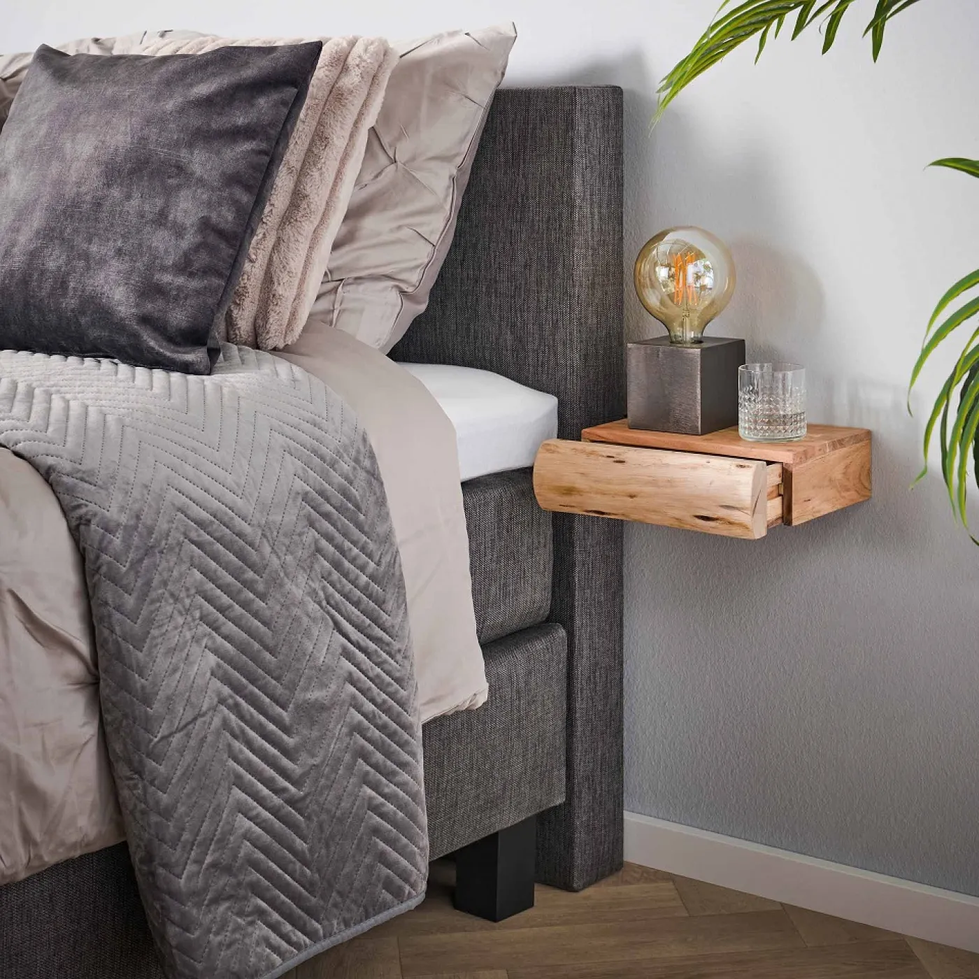 Nachttisch Nivia 2er Set | mit Schubkasten | Akazie massiv | 30x20 cm