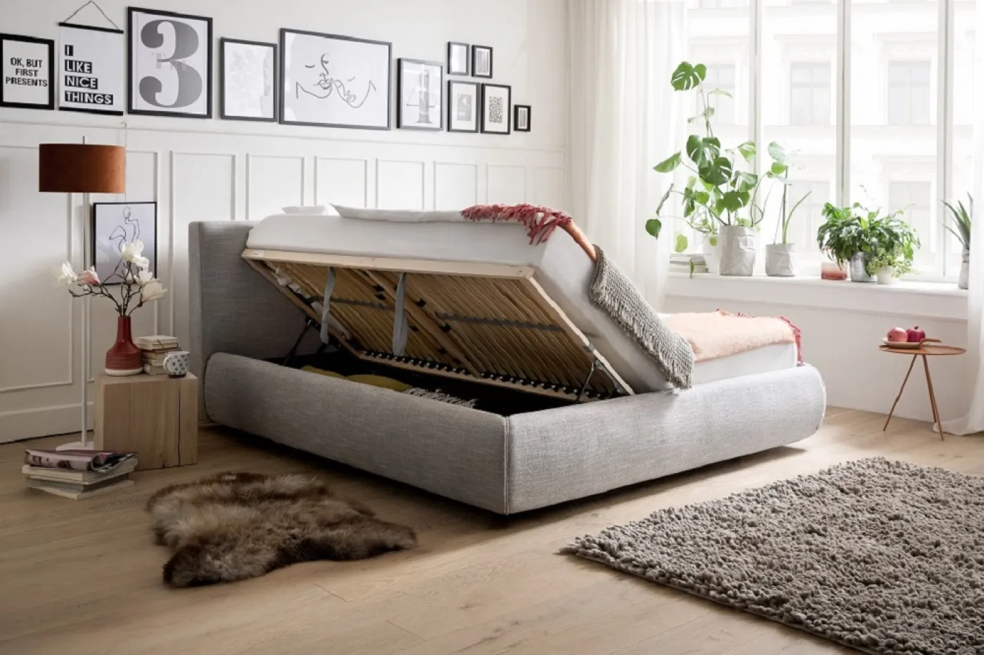 Polsterbett Atesio inkl. Bettkasten | hellgrau | 180 x 200 cm