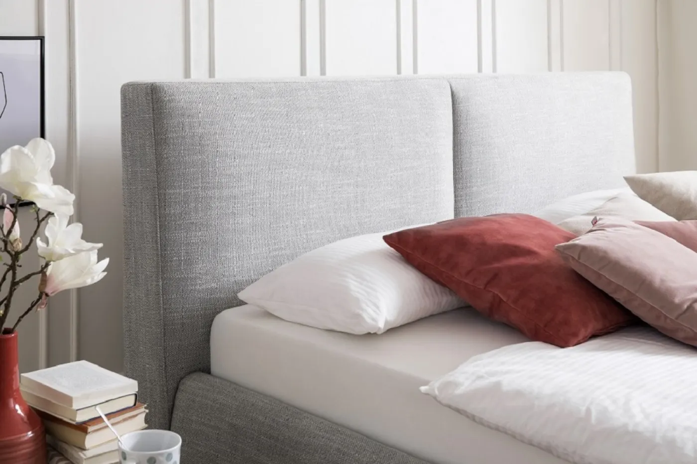 Polsterbett Atesio inkl. Bettkasten | hellgrau | 180 x 200 cm