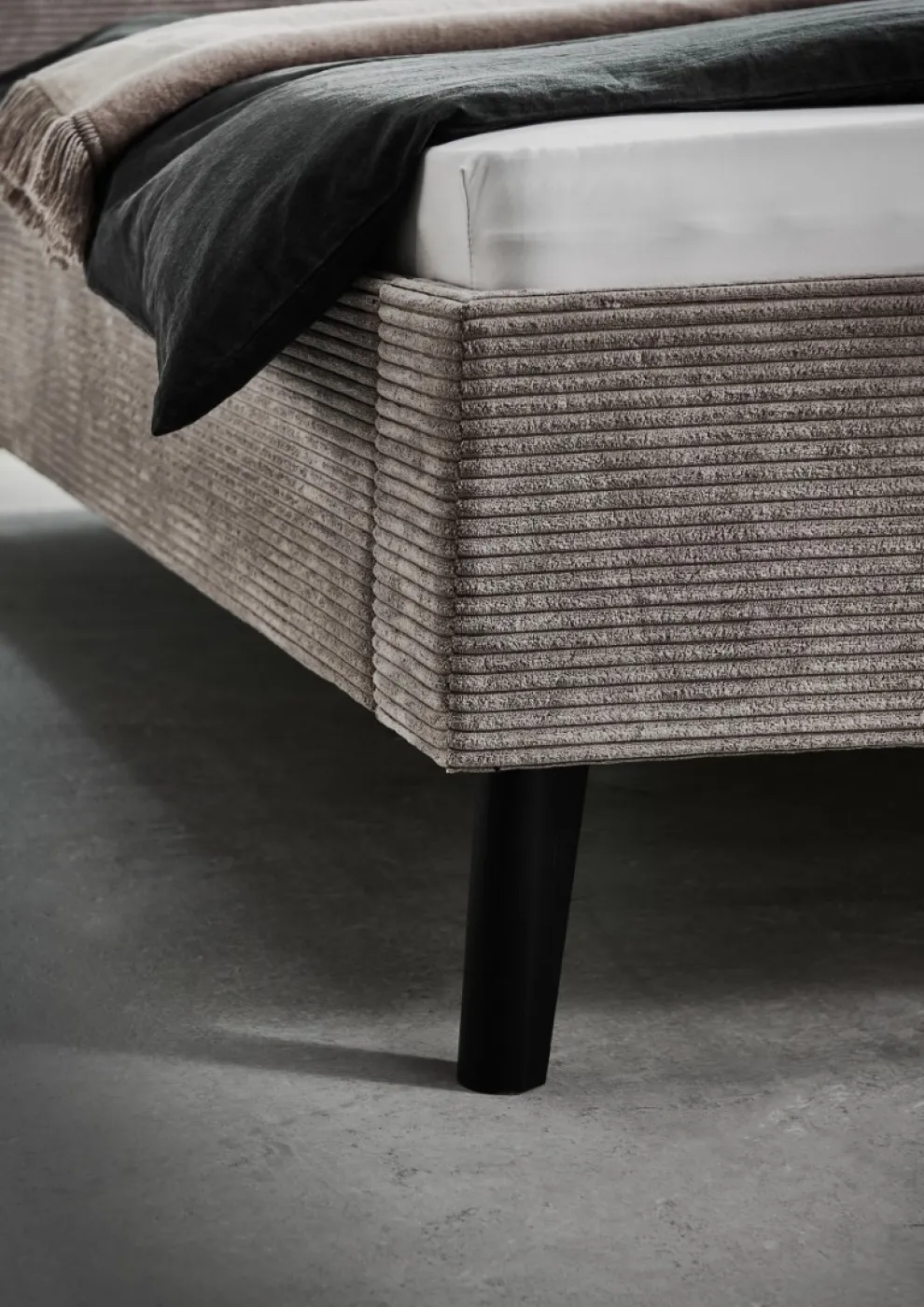 Polsterbett Avola | Cord | taupe braun | 140/180 x 200 cm | verschiedene Größen