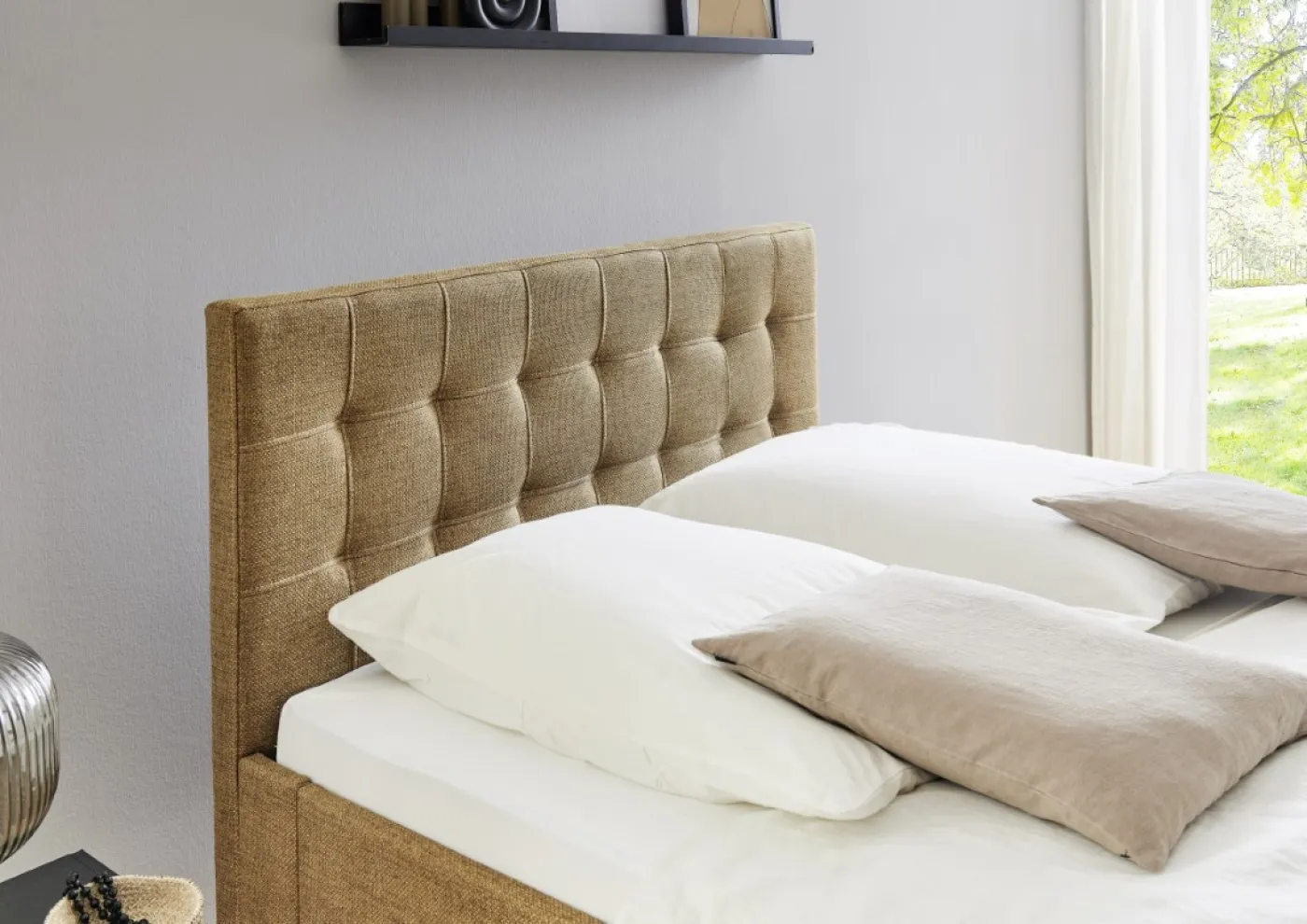 Polsterbett Empire | ocker | 140 x 200 cm