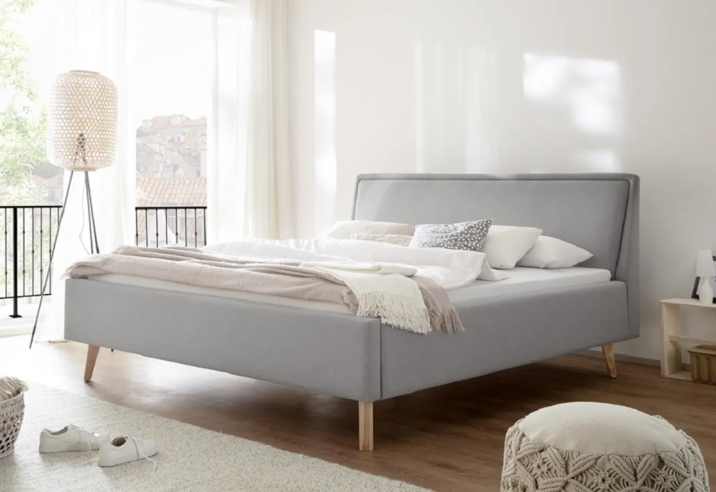 Polsterbett Frieda | hellgrau | 140 x 200 cm | ohne Lattenrost & Bettkasten