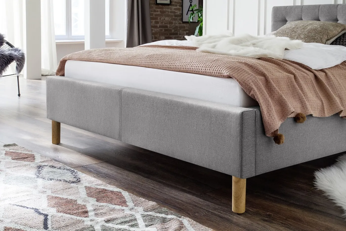 Polsterbett Malin | hellgrau | 140 x 200 cm