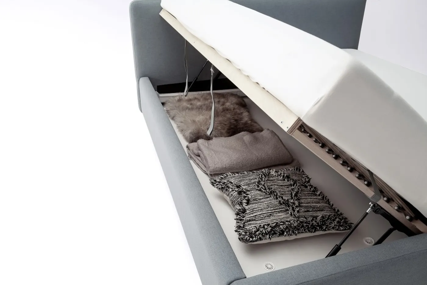 Polsterbett Mattis | eisblau | 140/160/180 x 200 cm | verschiedene Größen