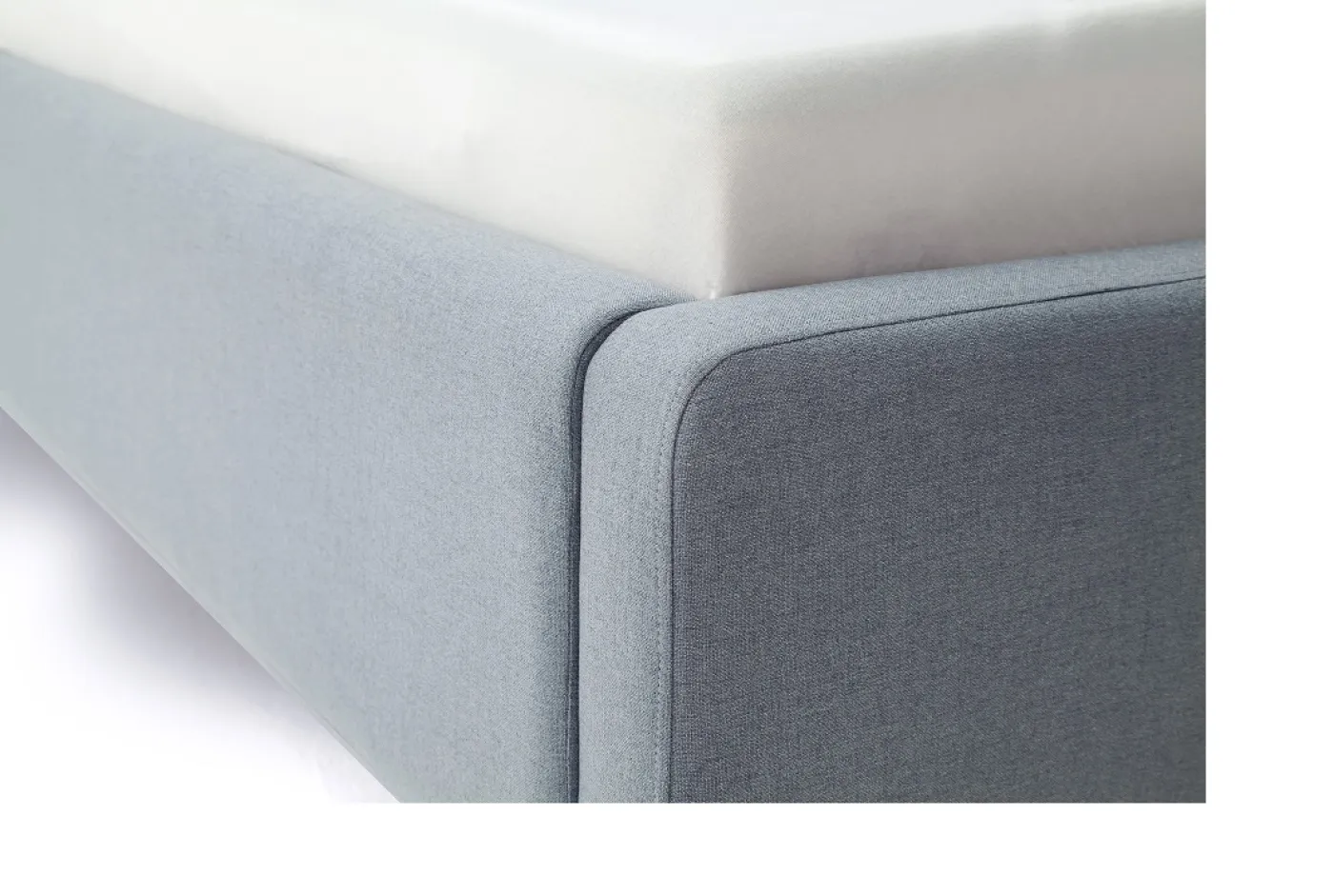 Polsterbett Mattis | eisblau | 140 x 200 cm | ohne Lattenrost & Bettkasten