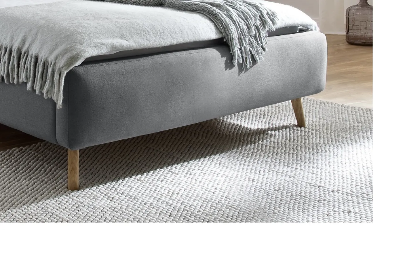 Polsterbett Mattis | hellgrau | 140 x 200 cm | ohne Lattenrost & Bettkasten