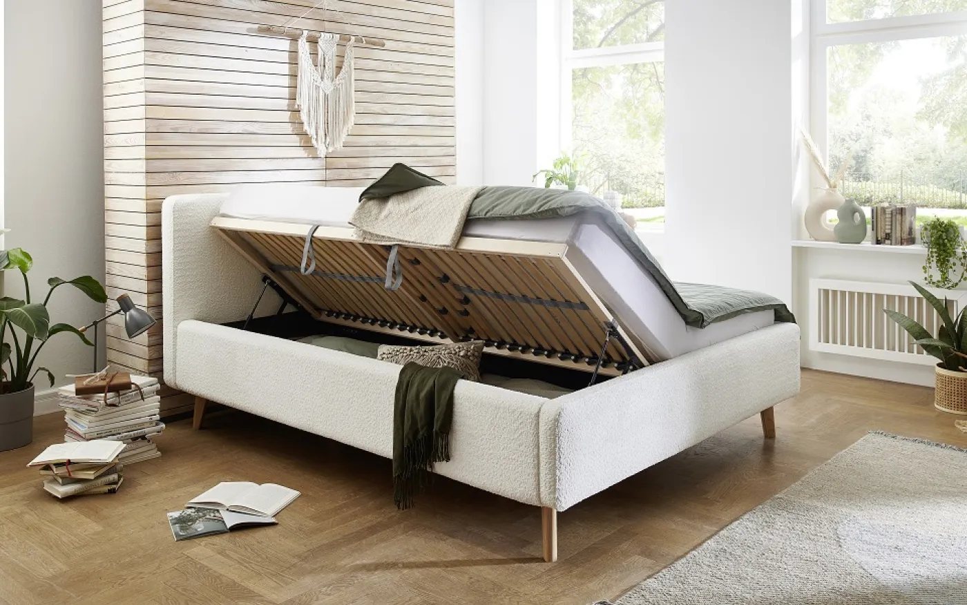 Polsterbett Mattis | weiß Flausch | 180 x 200 cm | mit Lattenrost & Bettkasten