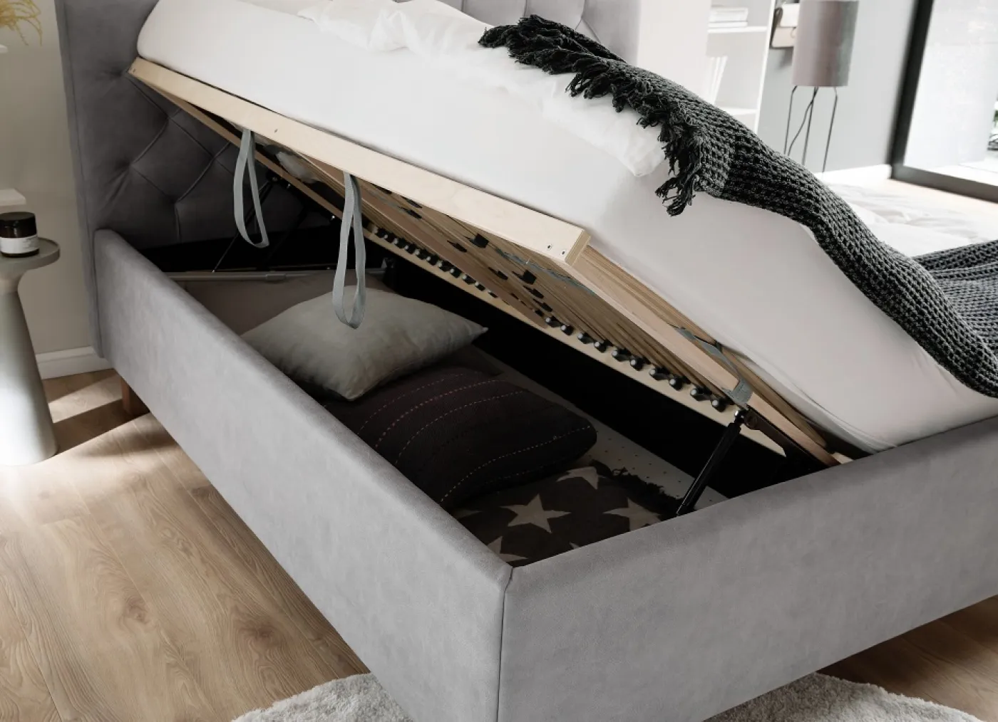 Polsterbett San Remo inkl. Bettkasten | hellgrau | 180 x 200 cm