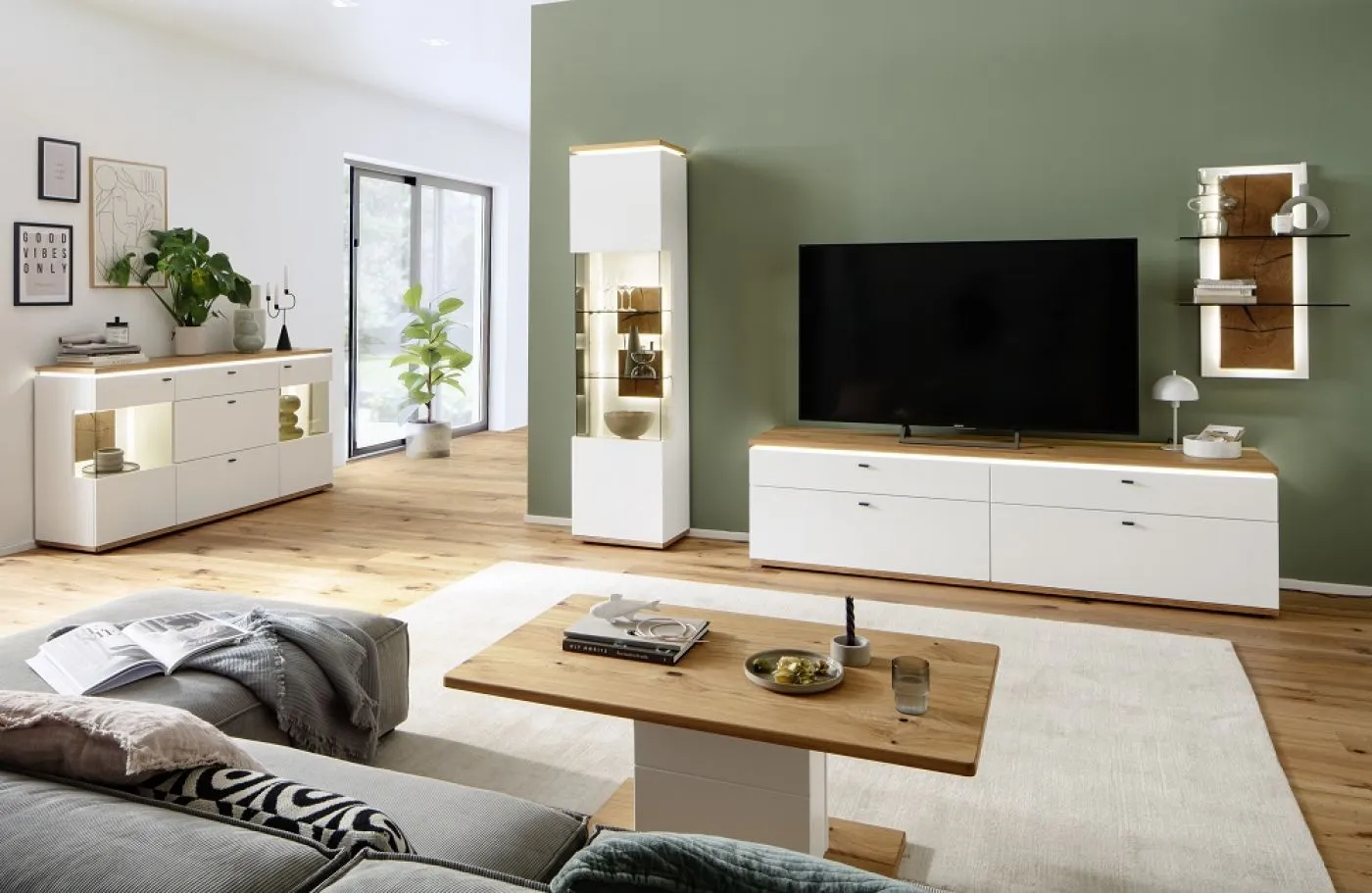 Sideboard Matadi | Soft white / Ast-Balkeneiche | Beleuchtung Komplettset