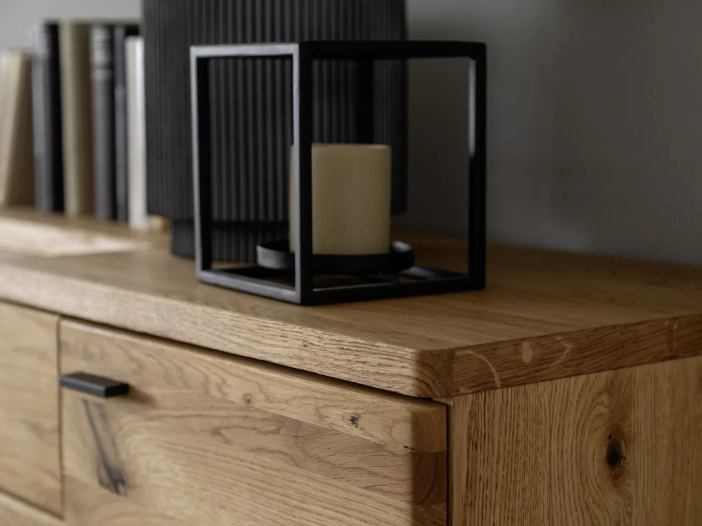 Sideboard Venedig | Naturfarben / Wildeiche | mit Bandbeleuchtung