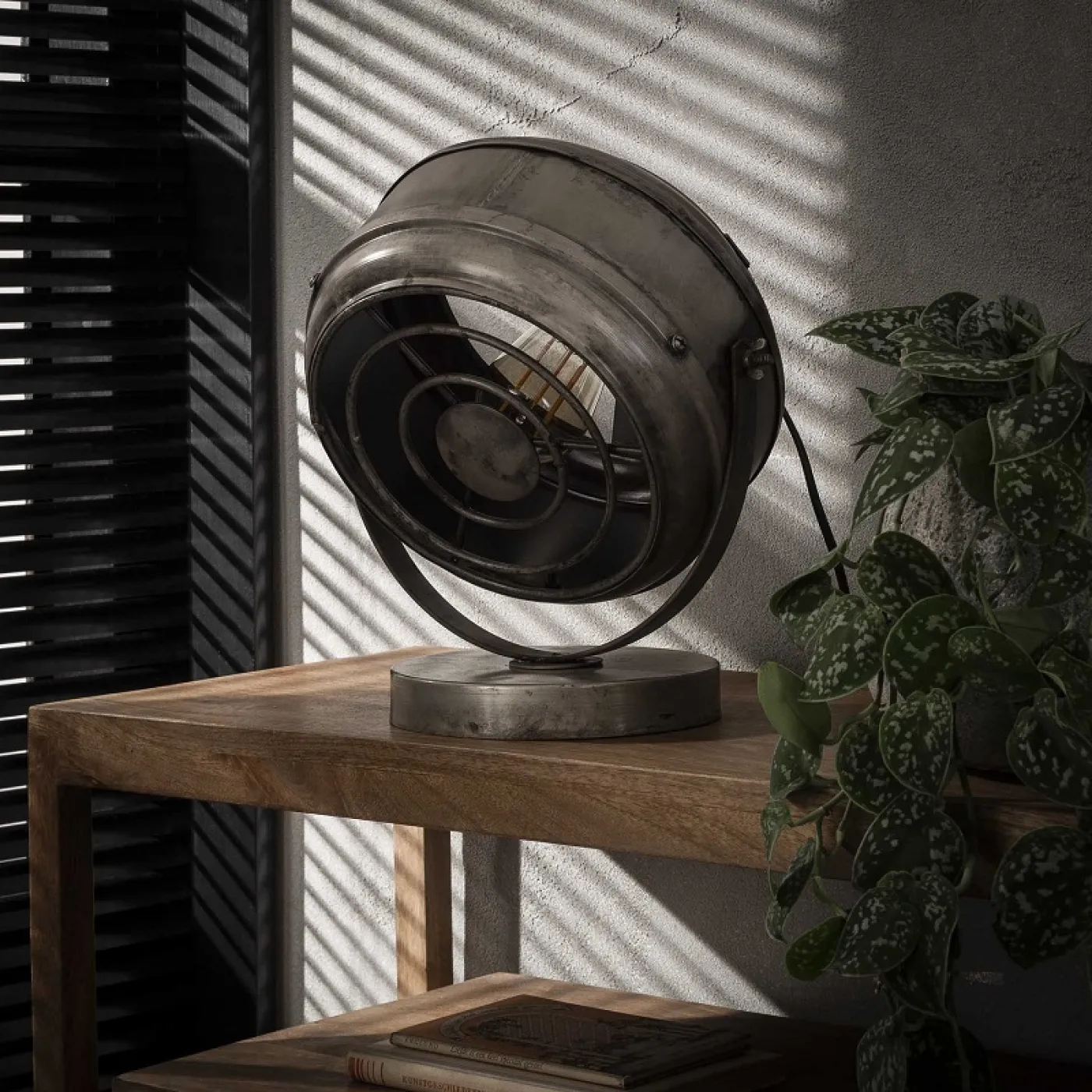 Tischlampe Devi | Metall | altsilber