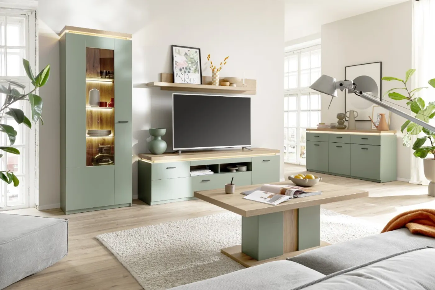 TV-Board Moniz | Salbei grün / Eiche Evoke