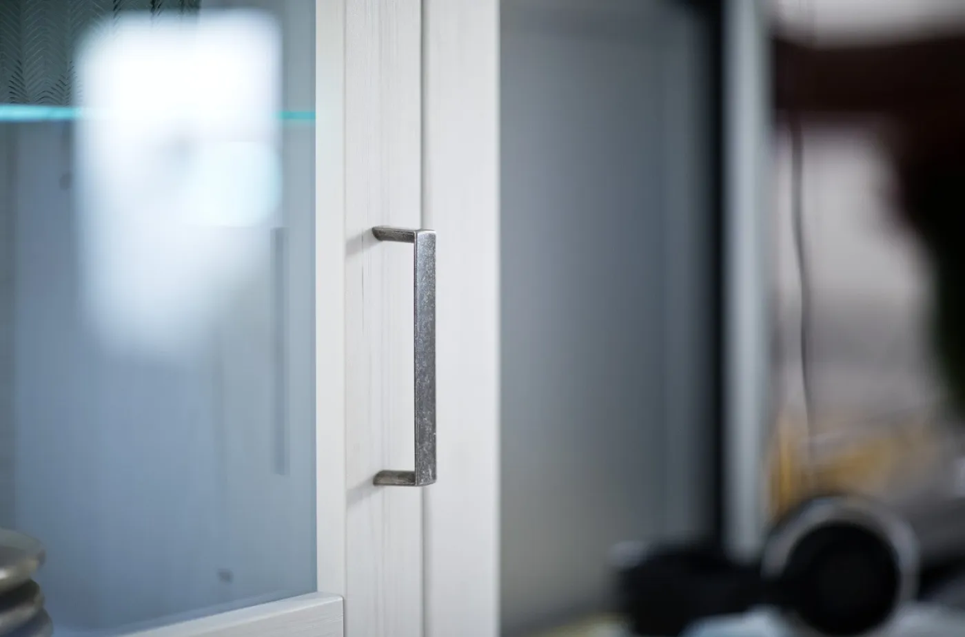 Vitrine Brixen | Landhaus modern | Pinie Aurelio / Grandson Oak Komplettset