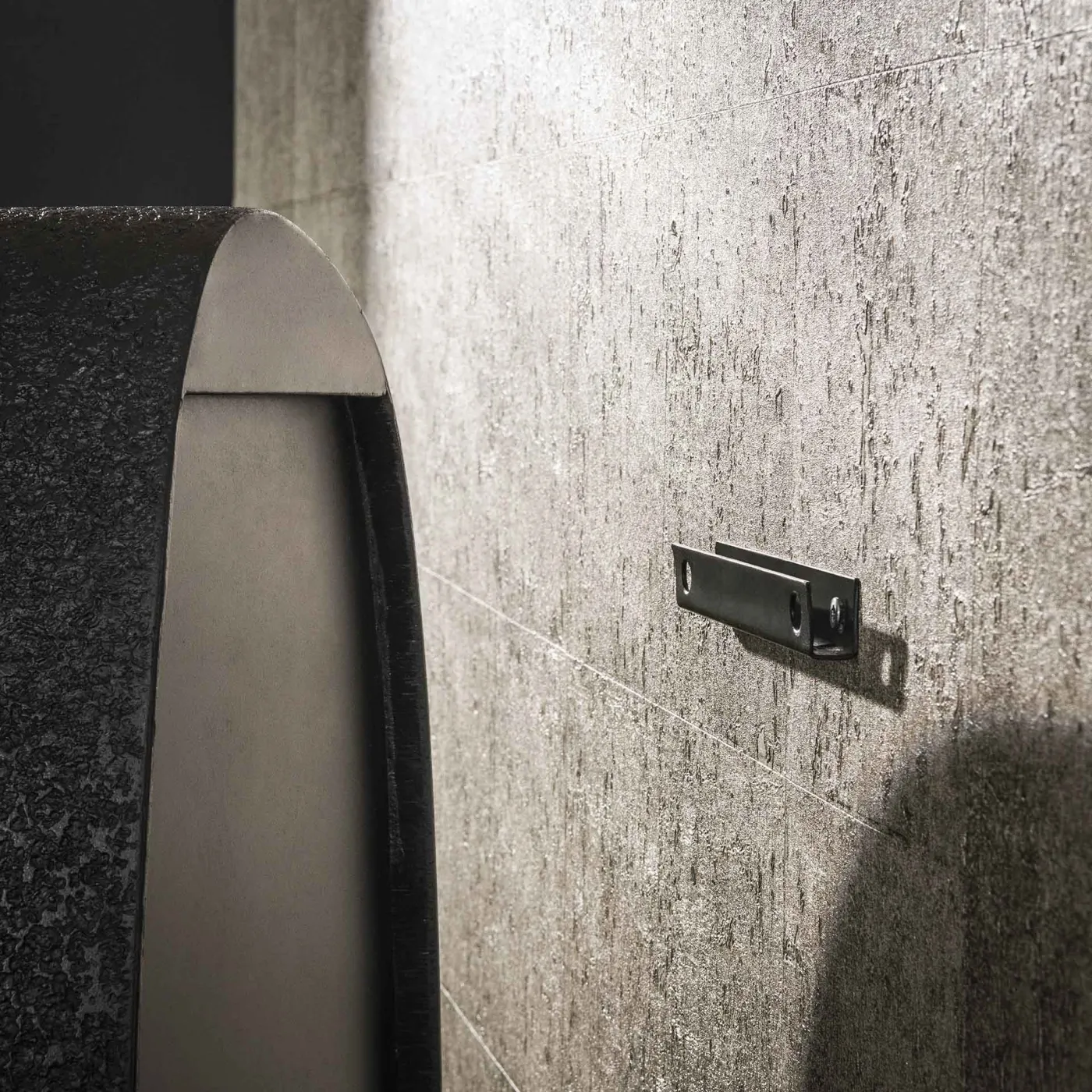 Wandregal Heiban | flüssiges Metall | grau | verschiedene Größen