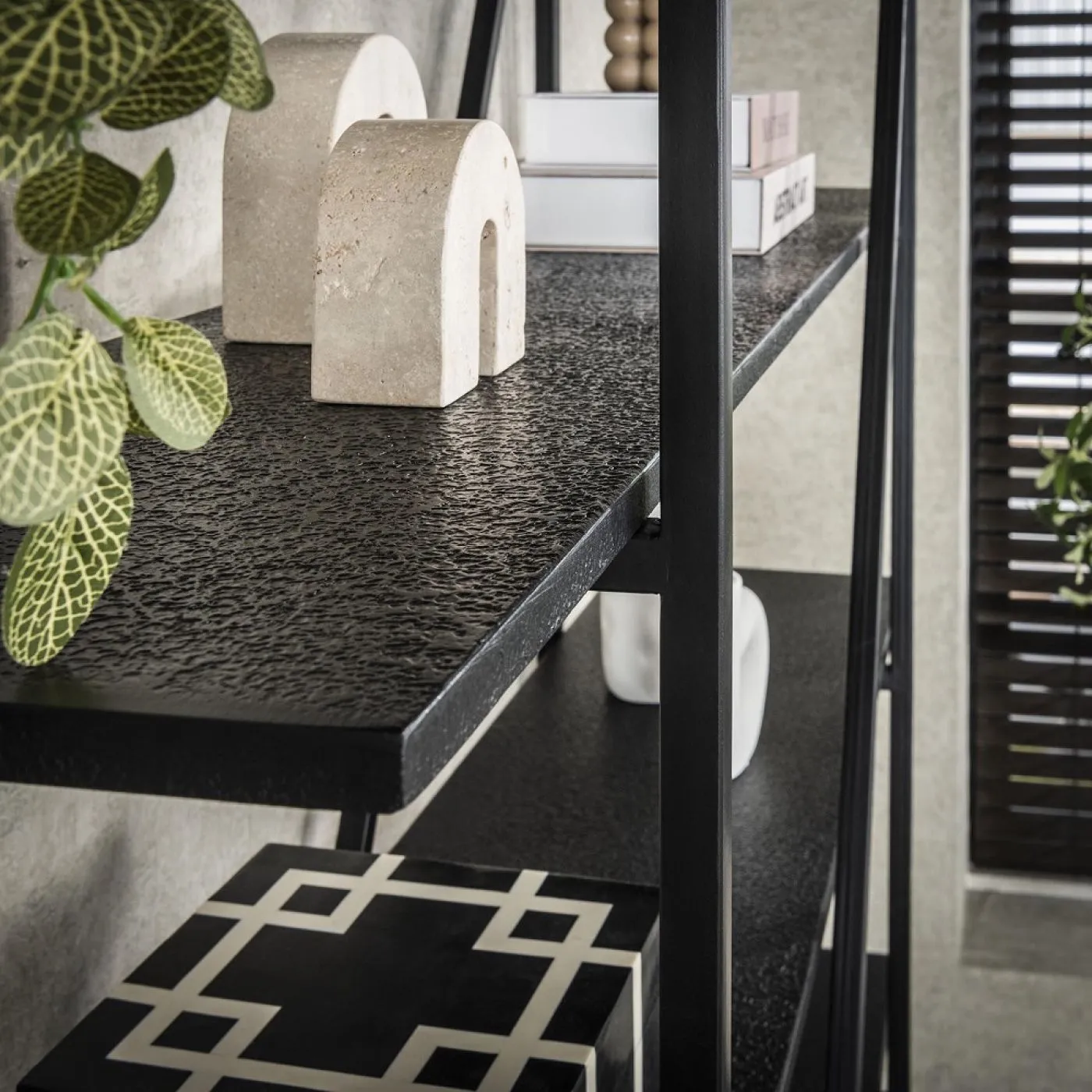 Wandregal Kosta 2 | Metallbeschichtung | dunkelgrau | Metallrahmen