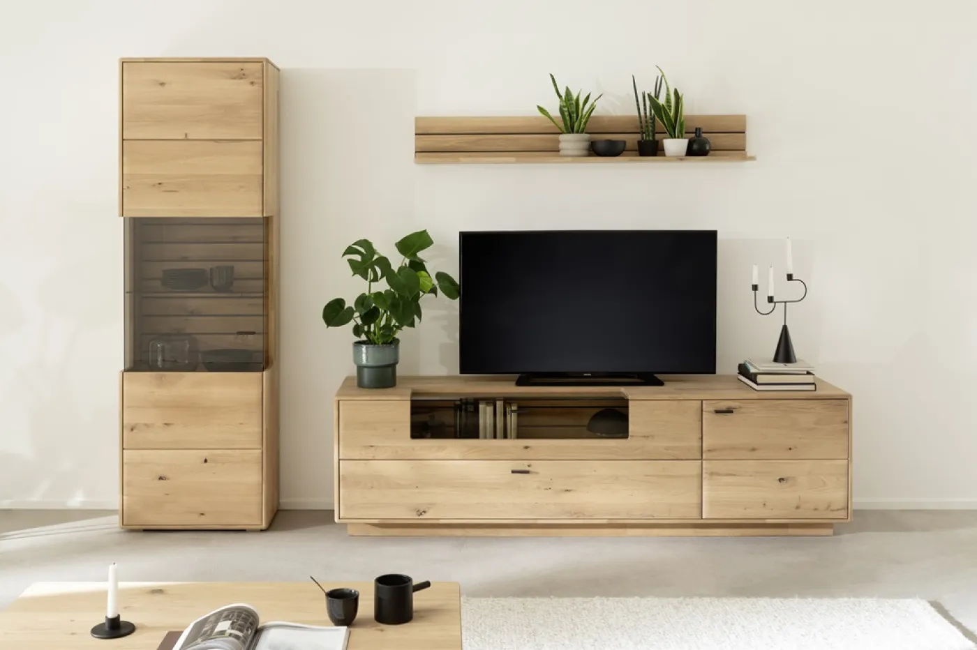 Wohnkombination Girona | Ast / Balkeneiche | 3-teilig | mit Beleuchtung für TV-Board