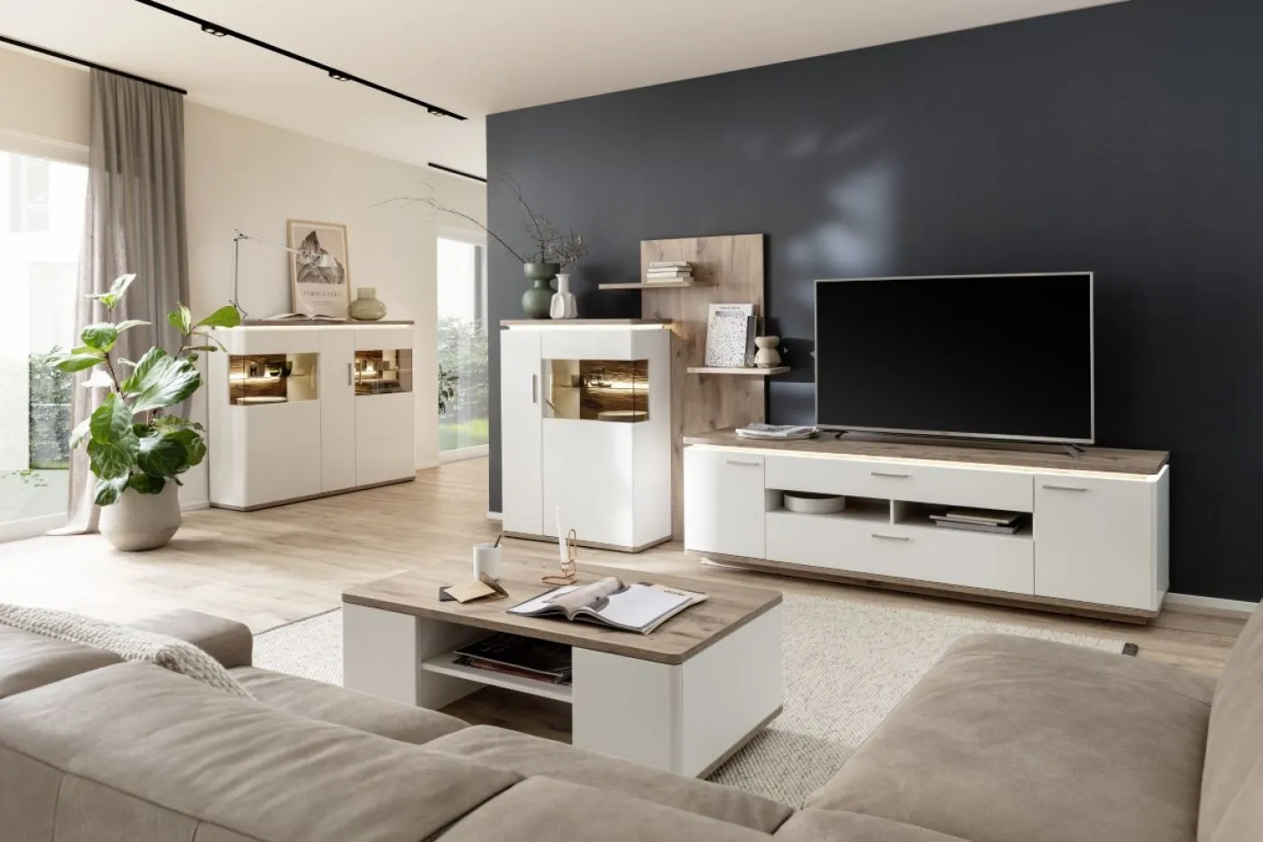 Wohnkombination Palermo, 3-teilig, im Wohnzimmer, TV-Board mit offenen Fächern und Schubkästen, Vitrinenschrank, Wandregale – Ansicht 13