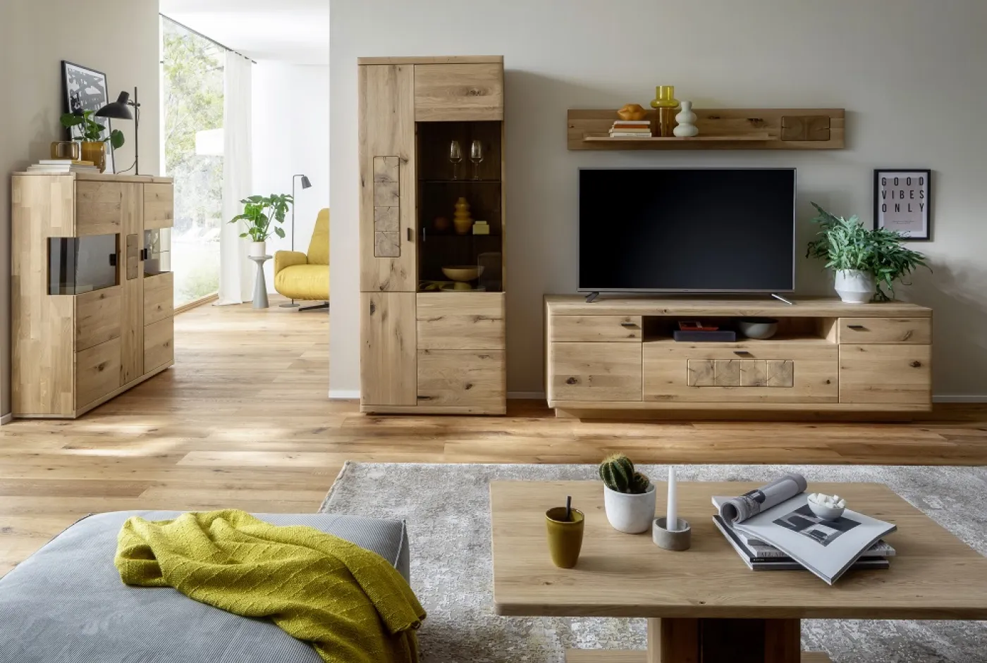 Wohnkombination Palma 2 | Asteiche / Balkeneiche | 3-teilig | Beleuchtung Wandboard