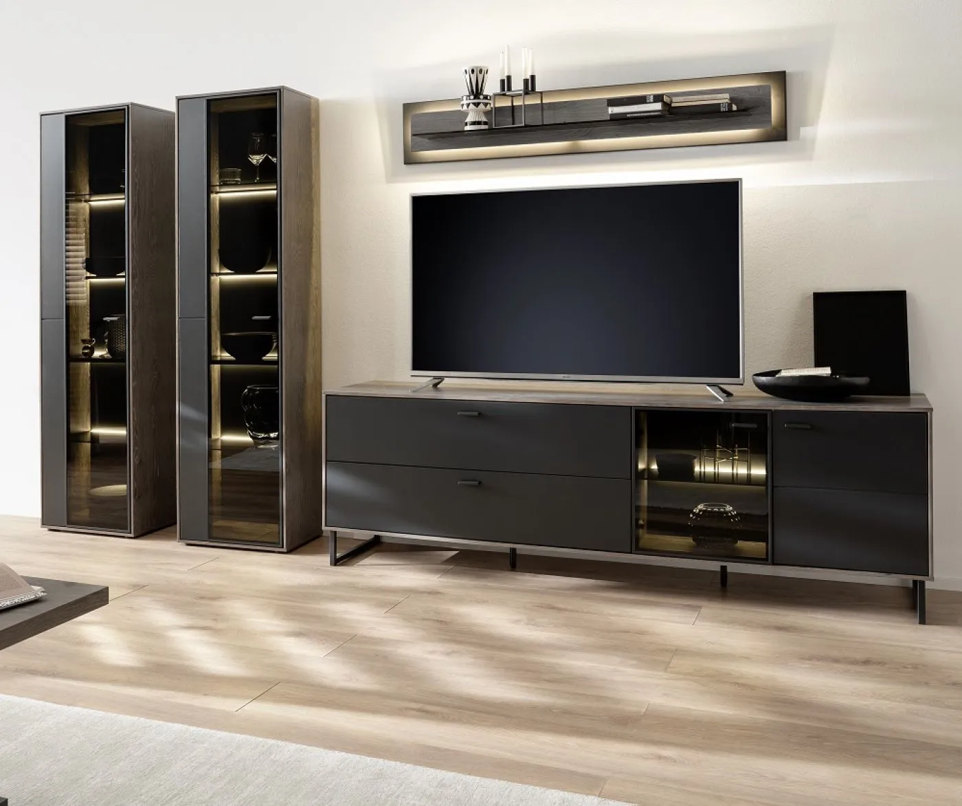 Wohnkombination Venezia 3 | Softblack / Vulcano Eiche | 4-teilig | optional LED Beleuchtung