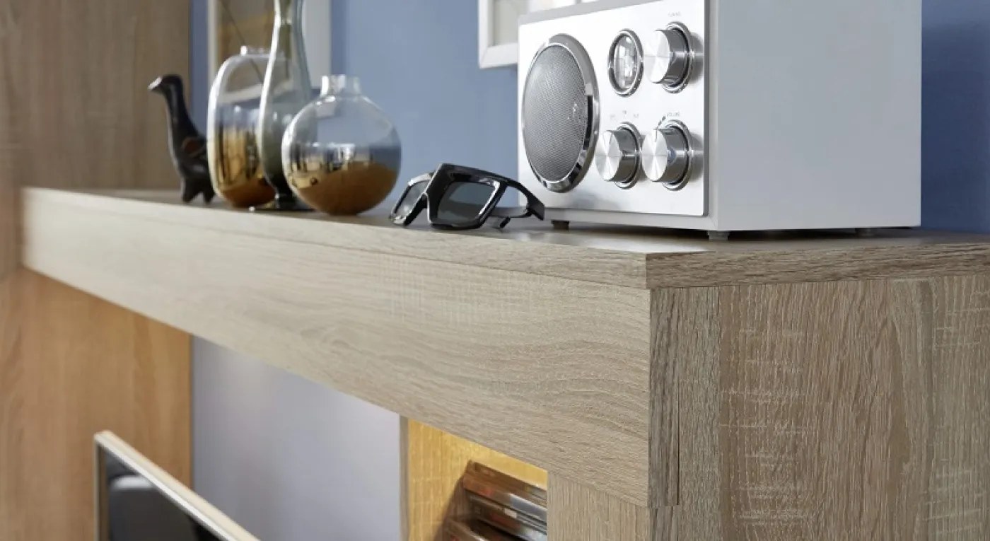 Wohnwand Logo | weiß / Eiche sägerau | 3-teilig | LED Beleuchtung