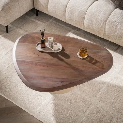 Couchtisch Zeron | dreieckig | Akazie massiv | Braun