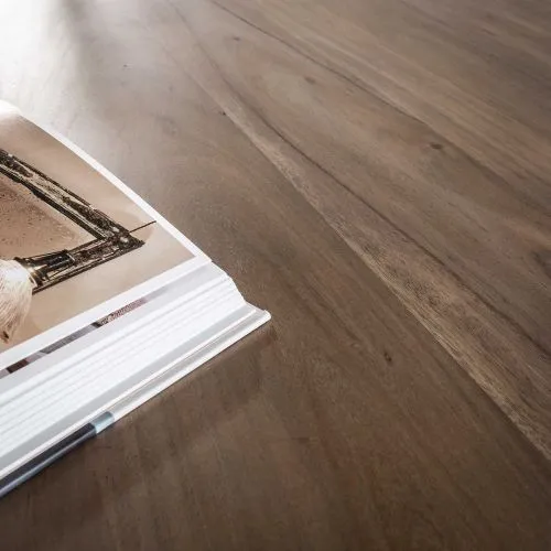 Esstisch Tabula | Nierenförmig | 245 cm | Akazie massiv | braun