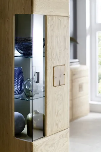 Hängevitrine Bologna | Eiche Bianco | mit LED Rückwandbeleuchtung