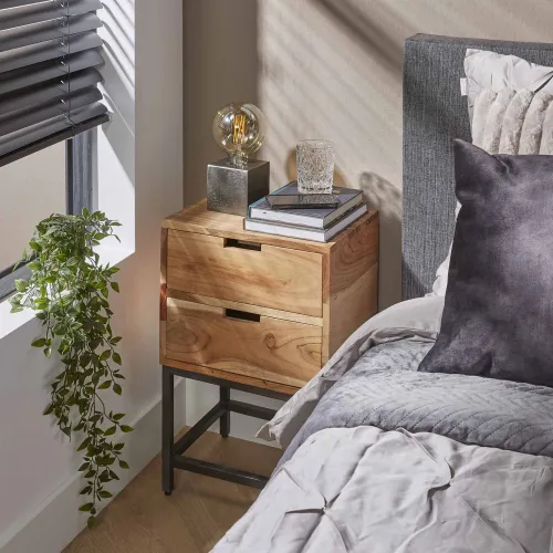 Nachttisch Liv | mit Schubkästen | Akazie massiv | natur