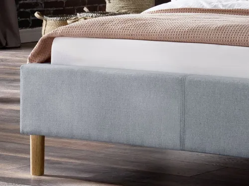 Polsterbett Malin | eisblau | 140 x 200 cm