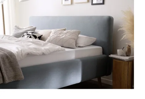 Polsterbett Mattis | eisblau | 140 x 200 cm | mit Lattenrost & Bettkasten