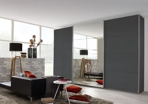 Schwebetürenschrank Kulmbach | 3-türig | mit Spiegel & Zubehör | grau metallic | verschiedene Größen