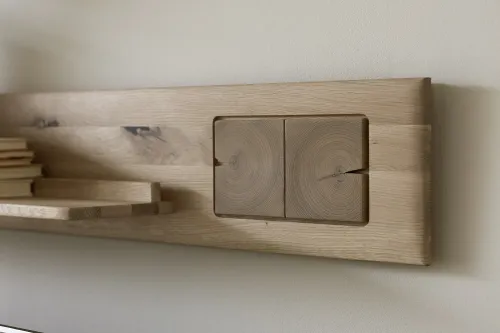 Wandboard Palma | Ast / Balkeneiche | optional LED Beleuchtung